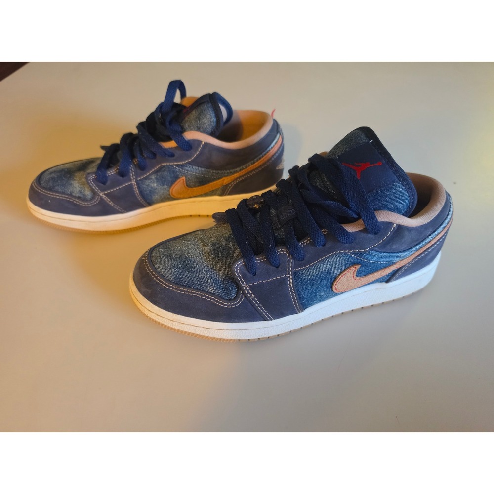 Jordan 1 Low Washed Denim Blue Navy Tan DM4692-400 Kids 5.5Y Sneaker